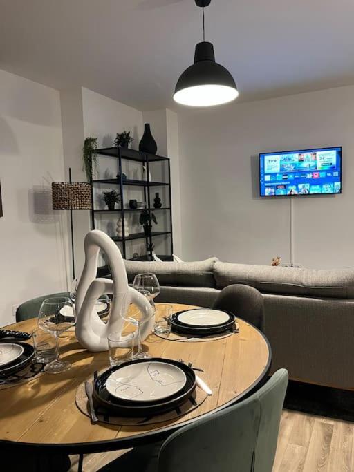 Apartamento T3 Moderne - Proche Tram - Parking Prive Angers Exterior foto